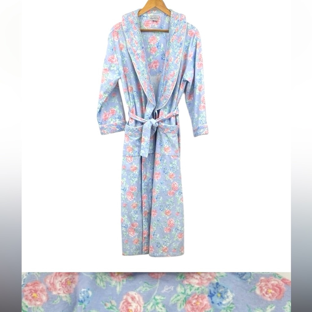 Lanz of Salzburg Floral Robe Women’s‎ XS Flannel Tie Belt Vintage Pink Blue